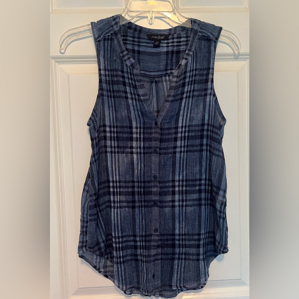 Sleeveless Plaid Shirt
